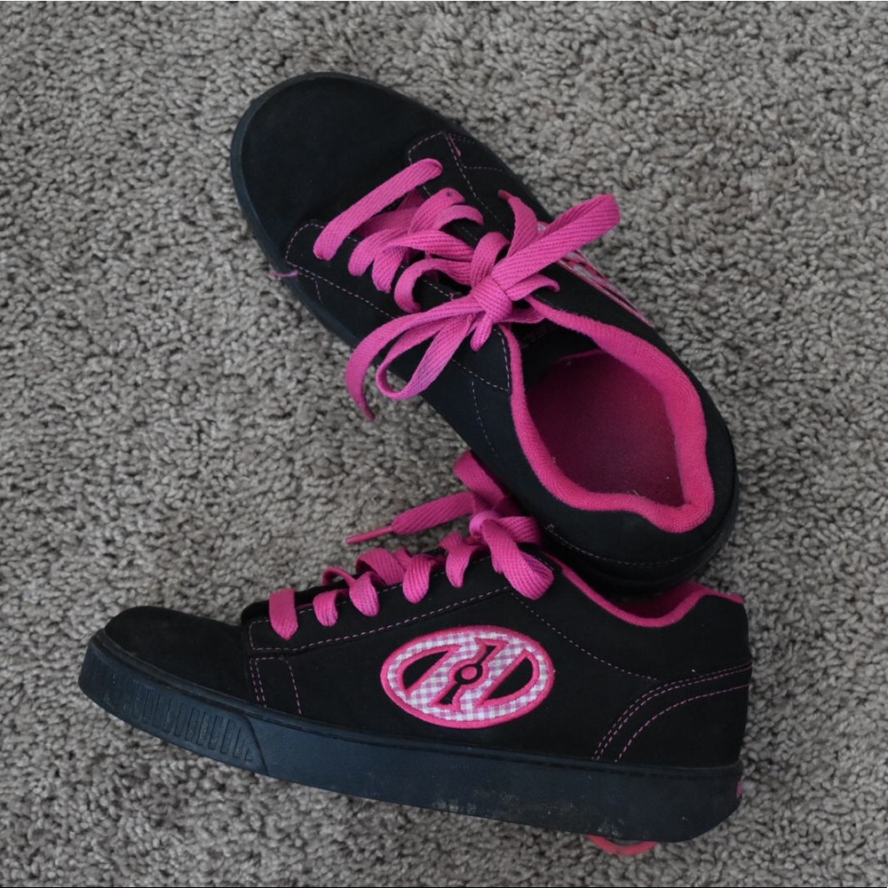 Girls Heelys Sneakers